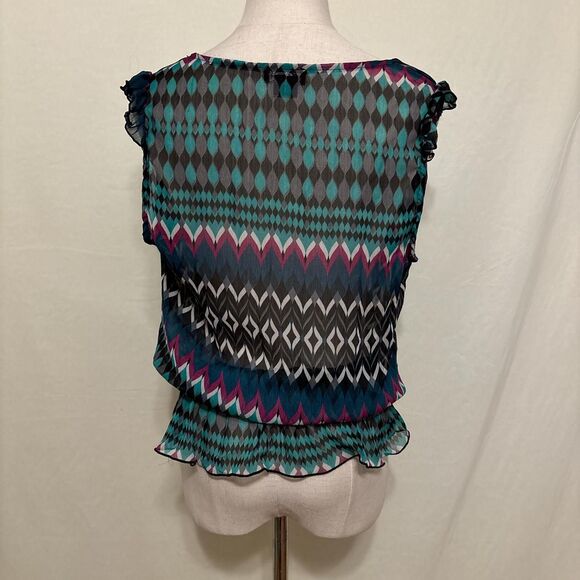 vintage short sleeve top - Picture 2 of 3